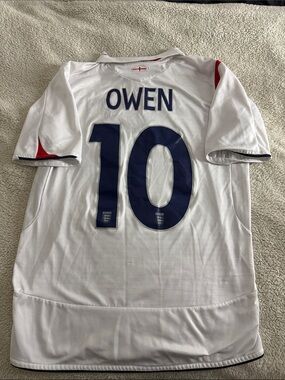 VINTAGE England 🏴󠁧󠁢󠁥󠁮󠁧󠁿 #10 Michael Owen 2006 World Cup Edition Umbro Jersey